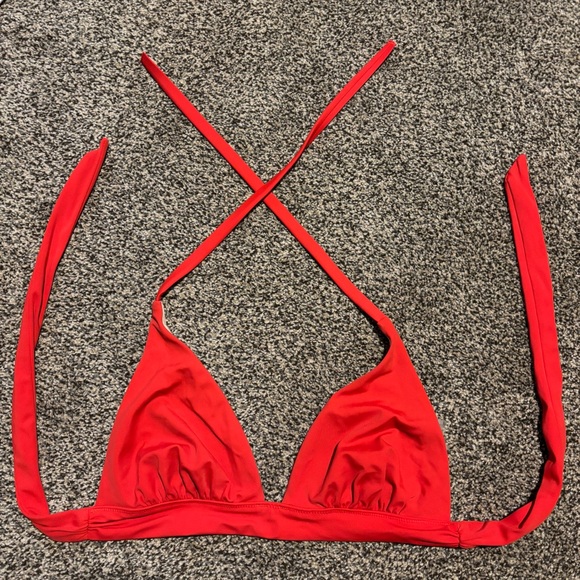 Victoria's Secret Women’s Red Bikini Top Size Large - Picture 7 of 7